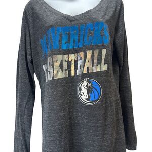 NBA Dallas Mavericks Gray Metallic Blue and Silver long sleeve size XL